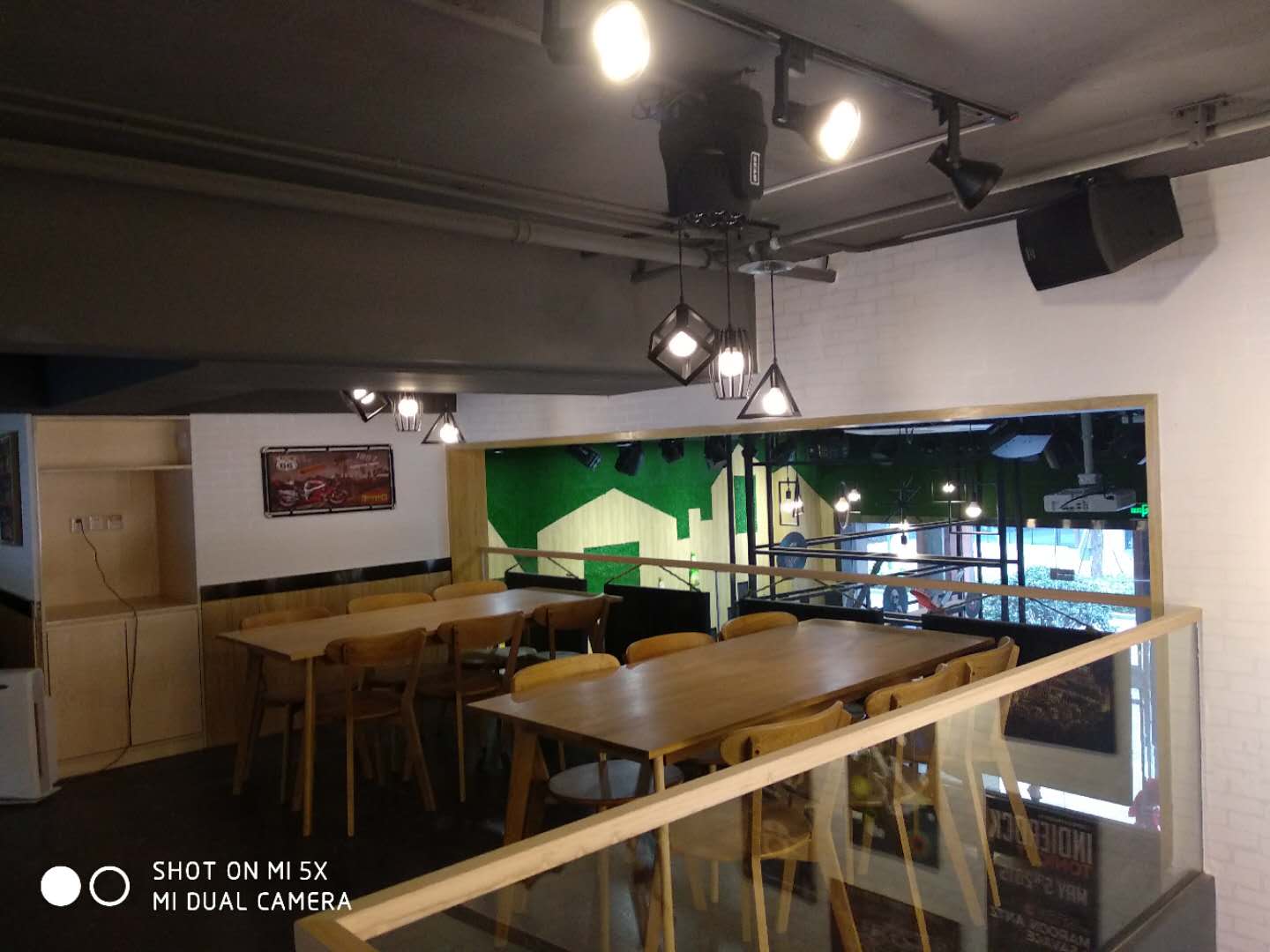 杭州梦想小镇厨源新派低碳餐厅